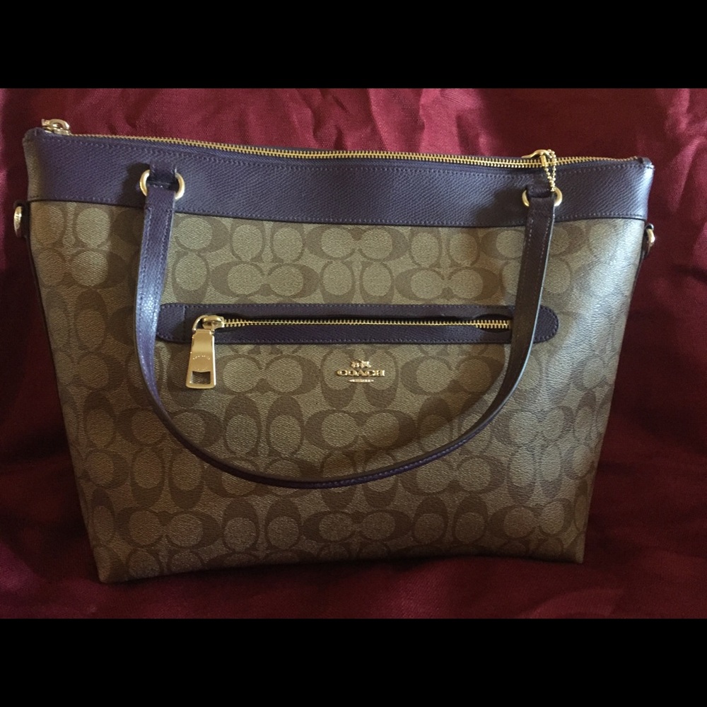 Authentic Signature Tyler Tote Coach Purse NWT